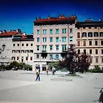 lucia haus trieste